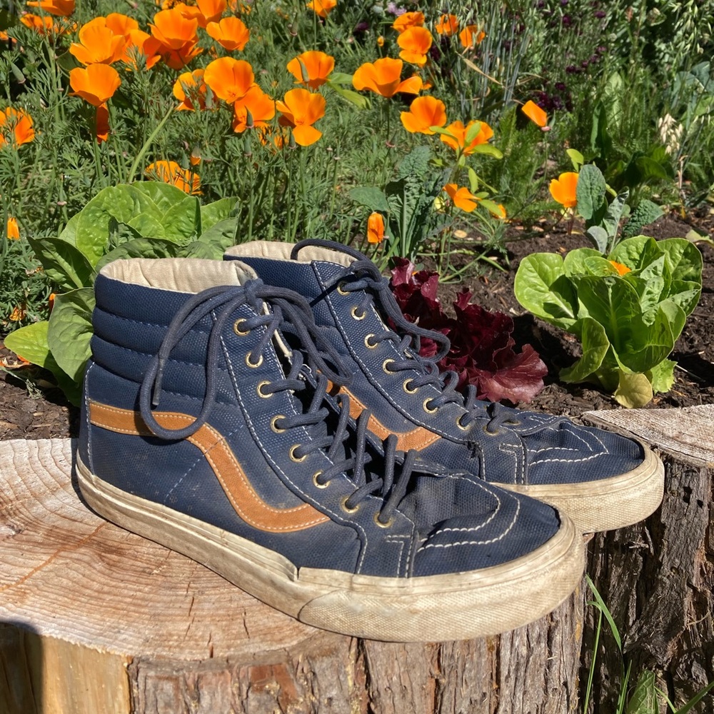 Vans Old Skool high tops size 10 mens.